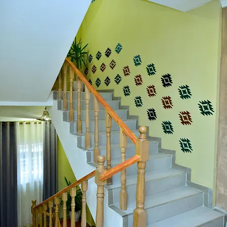 Hotel Te Bujtina Hotel- Cozy With Traditional Breakfast Near Golem (Tirana)