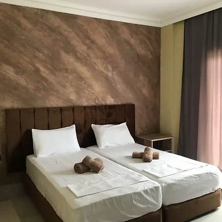 Otel Te Bujtina Hotel- Cozy With Traditional Breakfast Near Golem (Tirana)