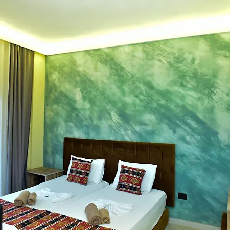 Otel Te Bujtina Hotel- Cozy With Traditional Breakfast Near Golem (Tirana)