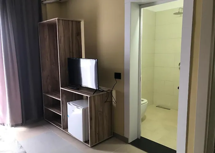 Hotel Te Bujtina Hotel- Cozy With Traditional Breakfast Near *