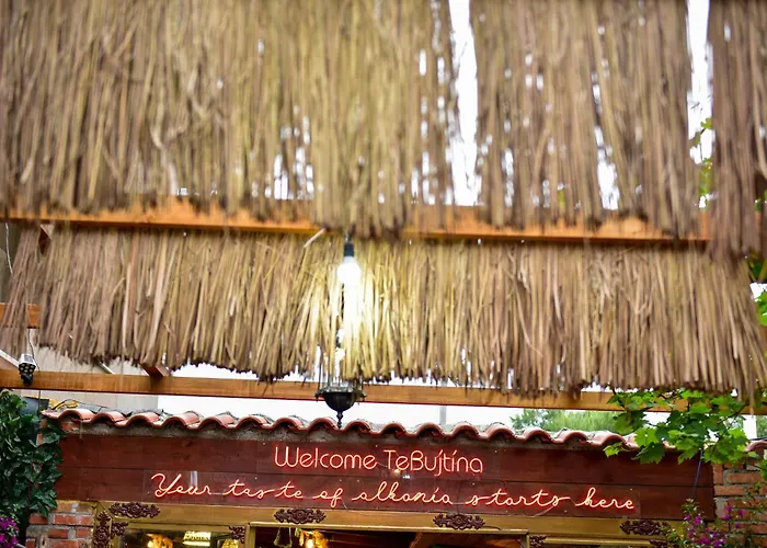 Te Bujtina Hotel- Cozy With Traditional Breakfast Near * Golem (Tirana)