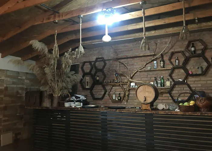 Hotel Te Bujtina Hotel- Cozy With Traditional Breakfast Near Golem (Tirana)